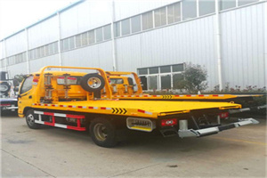 老城区附近拖车救援搭电